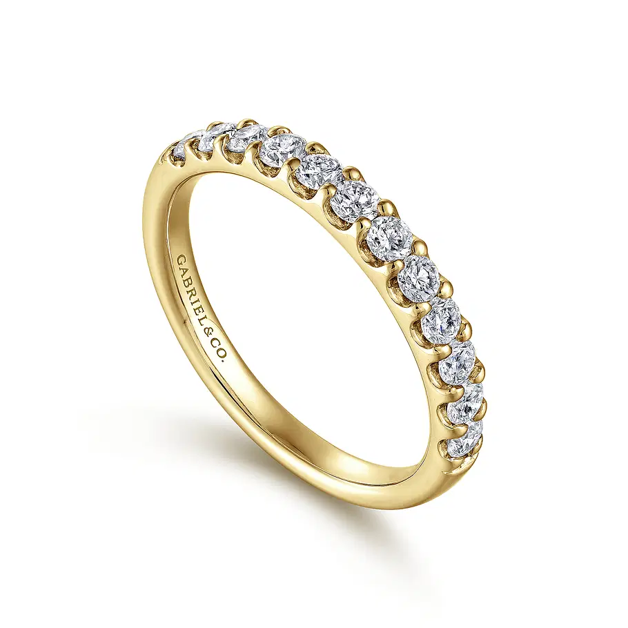 Tula—14K-Yellow-Gold-Diamond-Anniversary-Band~AN5337Y44JJ-3